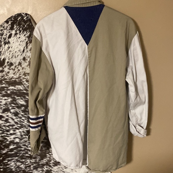 Western Aztec Buttondown - Picture 2 of 2